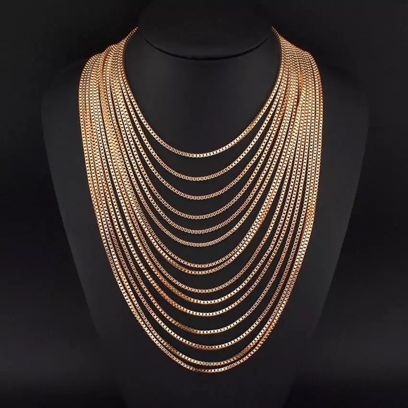 Neiman Marcus Jewelry - Gold Multi-Chain Layered Necklace
